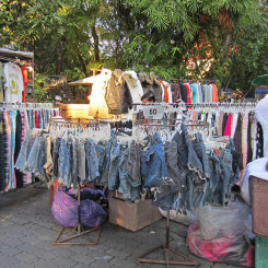 Clothes Sunday Night Market